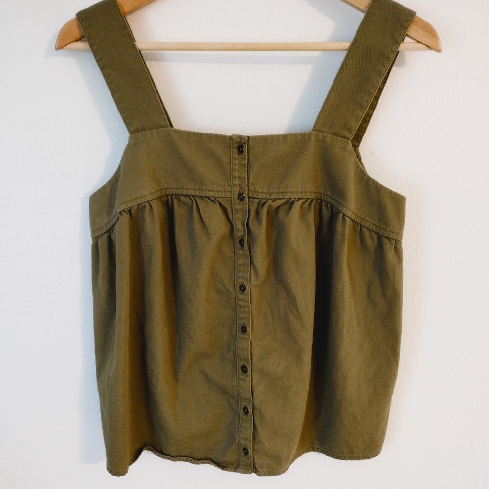 Old Navy army green thick strapped button front crop tank, Small